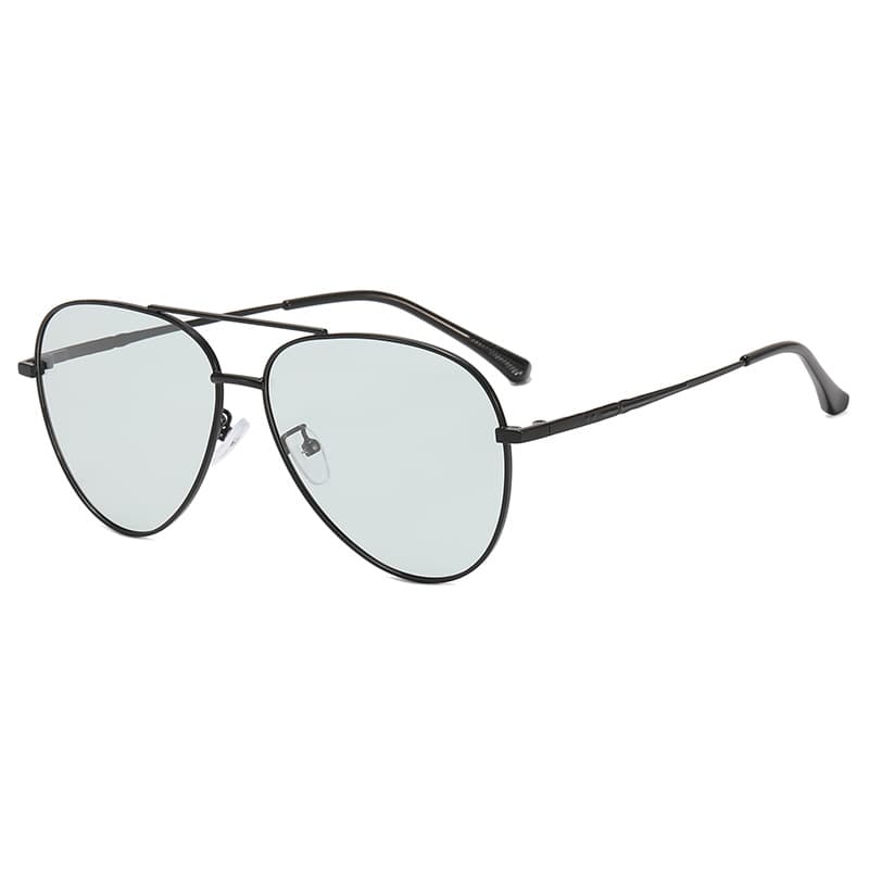 Fern Moss aviator glasses in Black